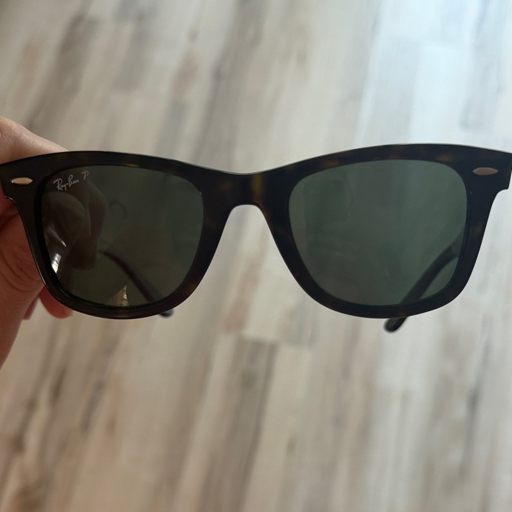 Ray-Ban Tortoiseshell Frame Sunglasses with Dark Green Lenses - Polarized - Picture 8 of 8